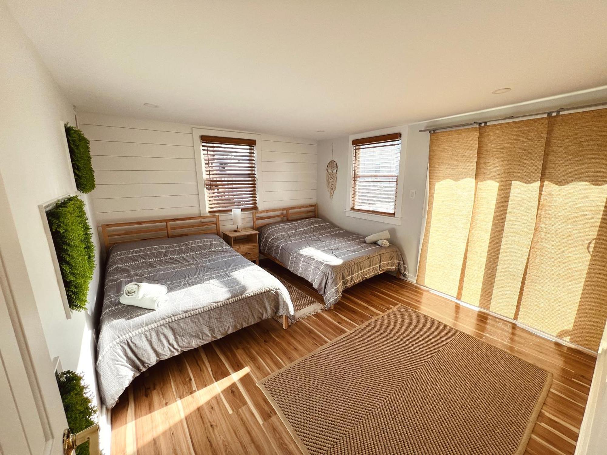 Unique Wildwood 3 Bedroom 1,5 Ba Entire House In The Heart Of Wildwood! Екстер'єр фото